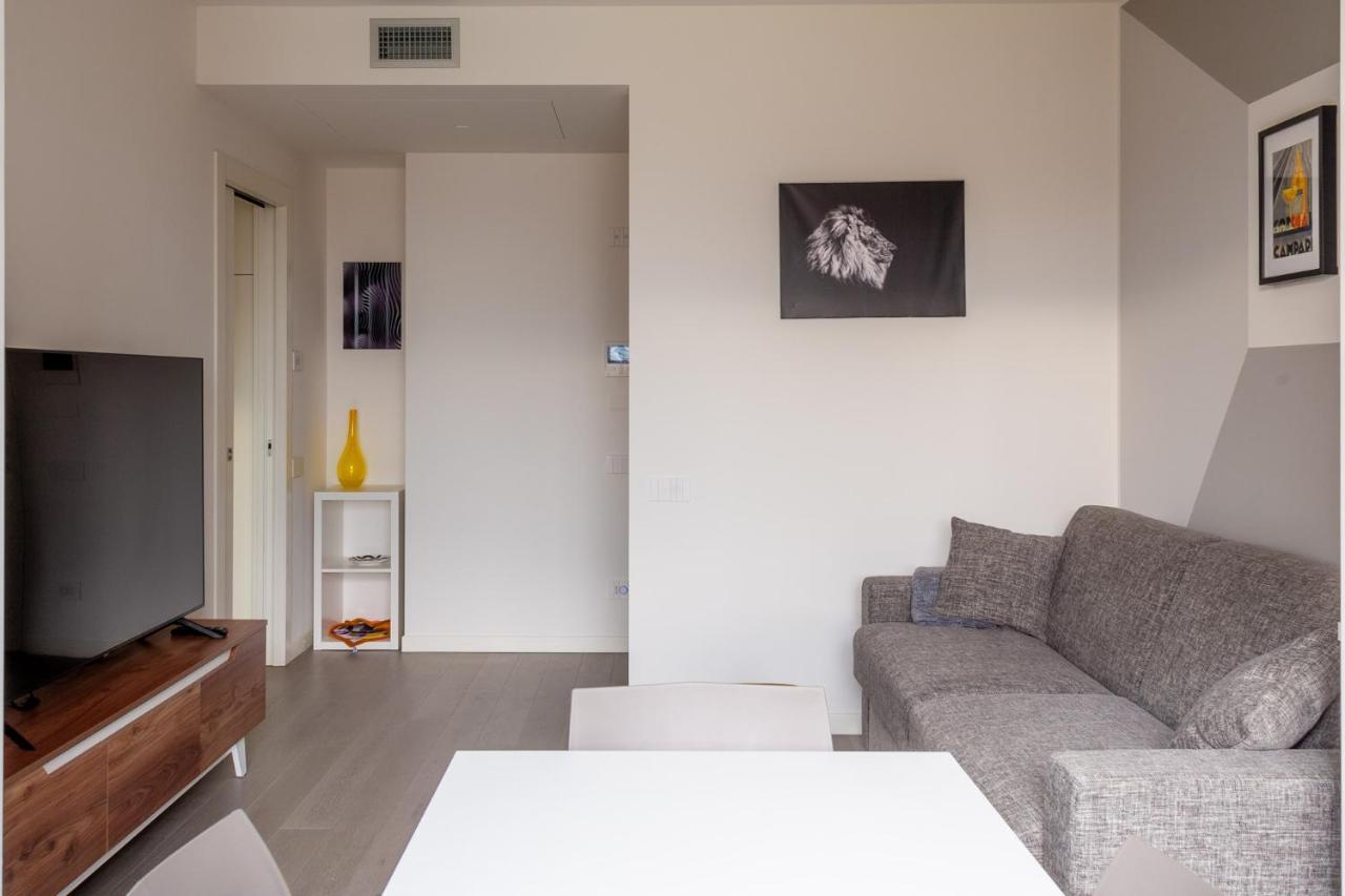Bnbutler - Flavio Gioia, 5 - Appartamento Con Vista, Citylife Милан Экстерьер фото
